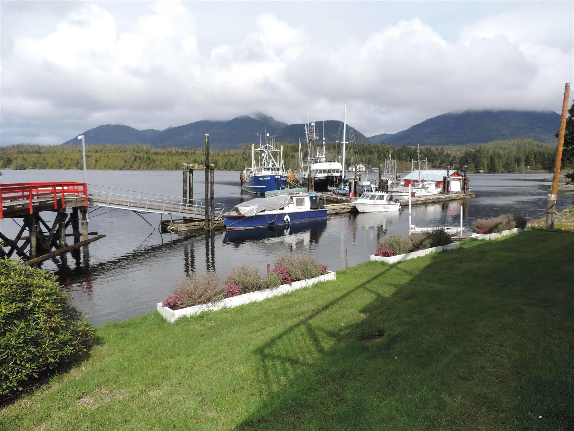 Bayshore Waterfront Inn Ucluelet Exterior foto